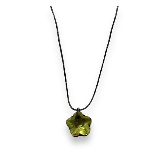 Free Add-On! Green Star Gem Costume Necklace - Picture 1 of 5
